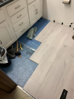 how many spacers needed to install laminate flooring