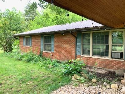 should gutters match trim or house - what color should gutters be on a brick house
